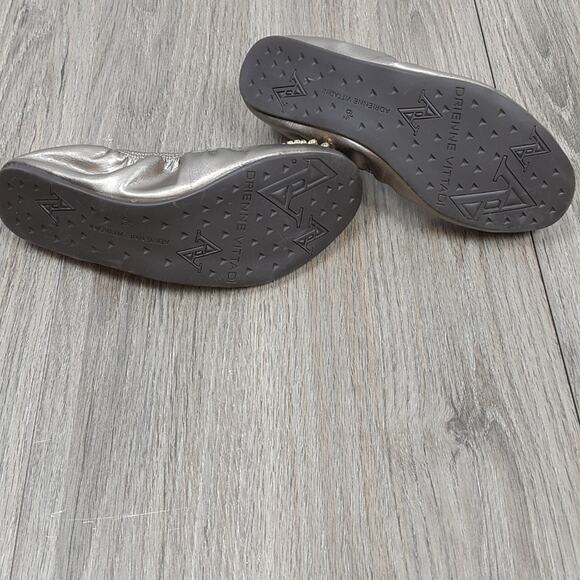 NWOT Adrienne Vittadini gold metallic ballet flats with rhinestones sz 6 - Picture 3 of 5